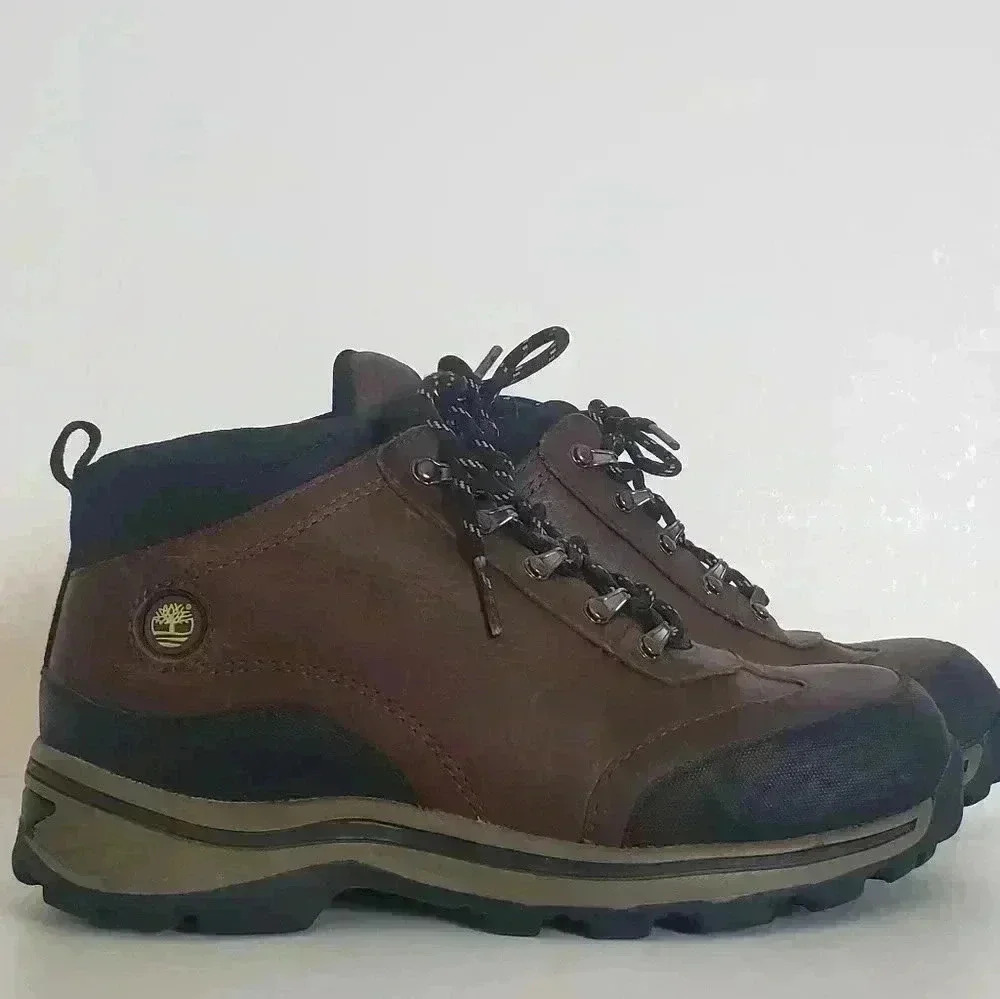 Boys size 3 Timberland brown waterproof hiking boots